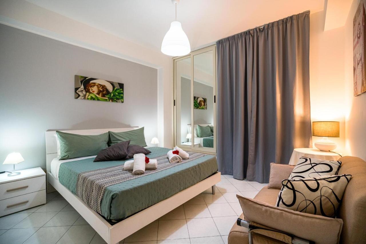 Ferienwohnung Loft Baia Di Letojanni Exterior foto