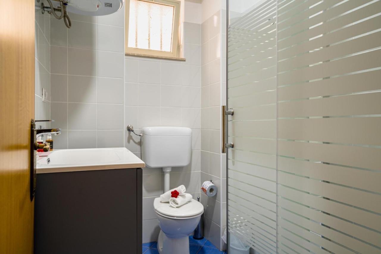 Ferienwohnung Loft Baia Di Letojanni Exterior foto