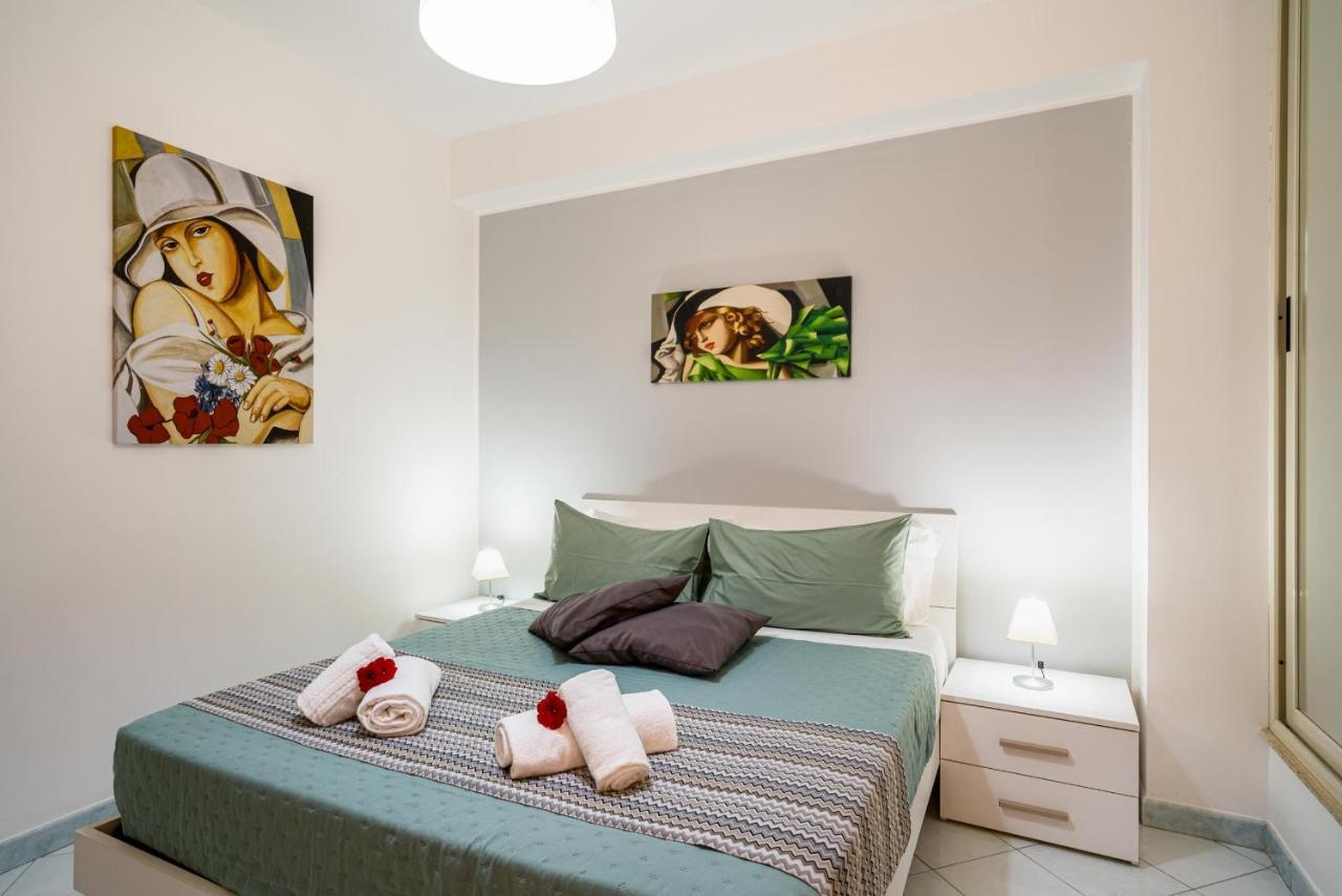 Ferienwohnung Loft Baia Di Letojanni Exterior foto
